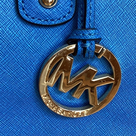 Michael Kors Large Saffino Bag - Picture 3 of 16